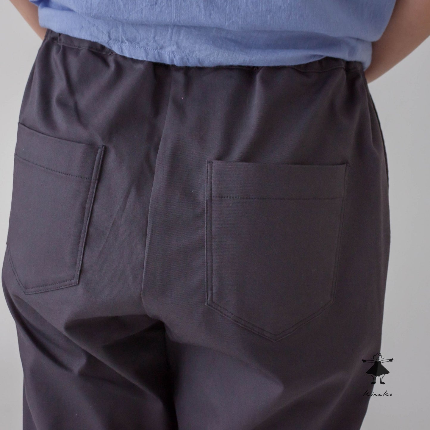 ストレッチスリムパンツ