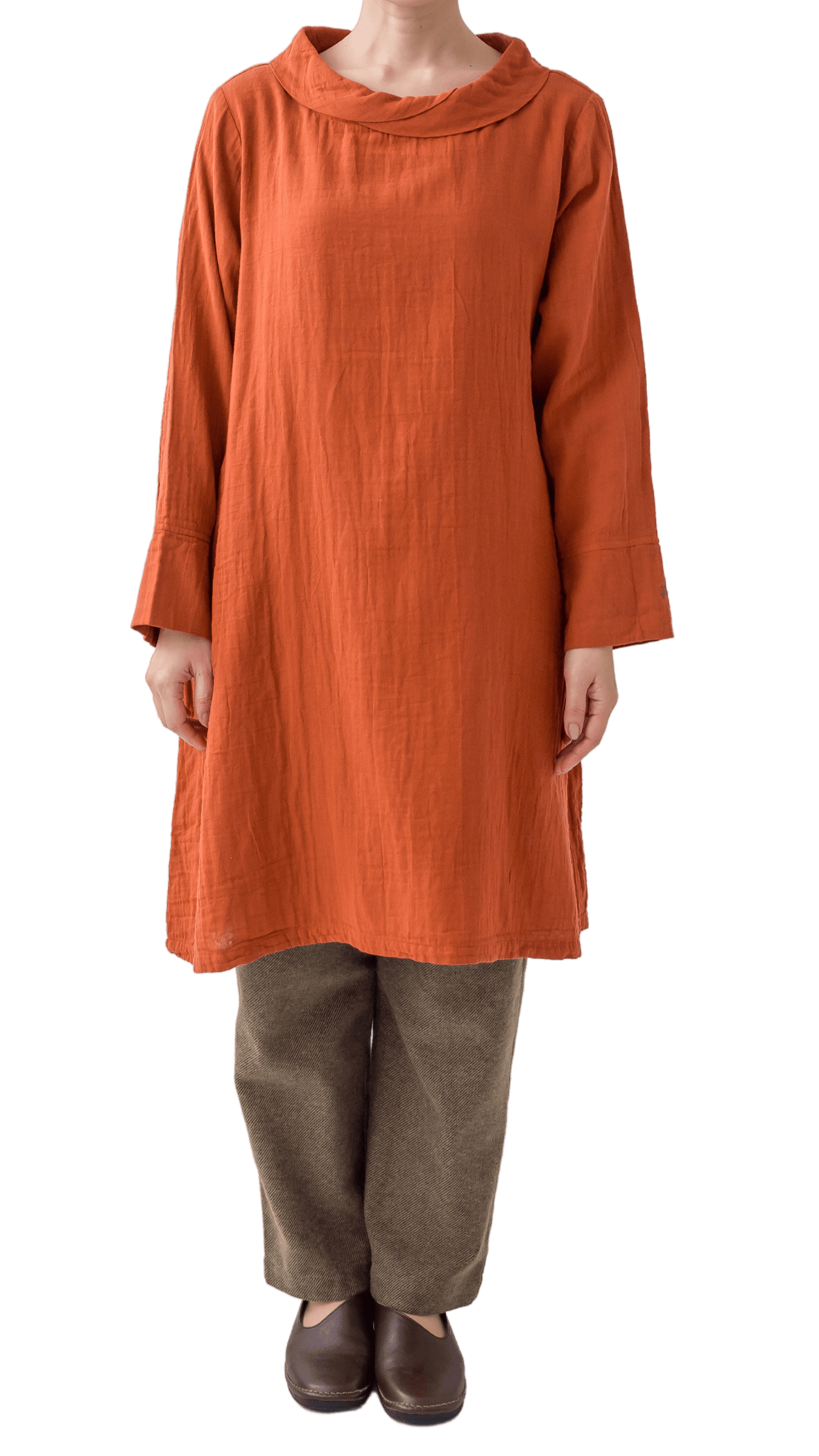 Double gauze layered collar tunic