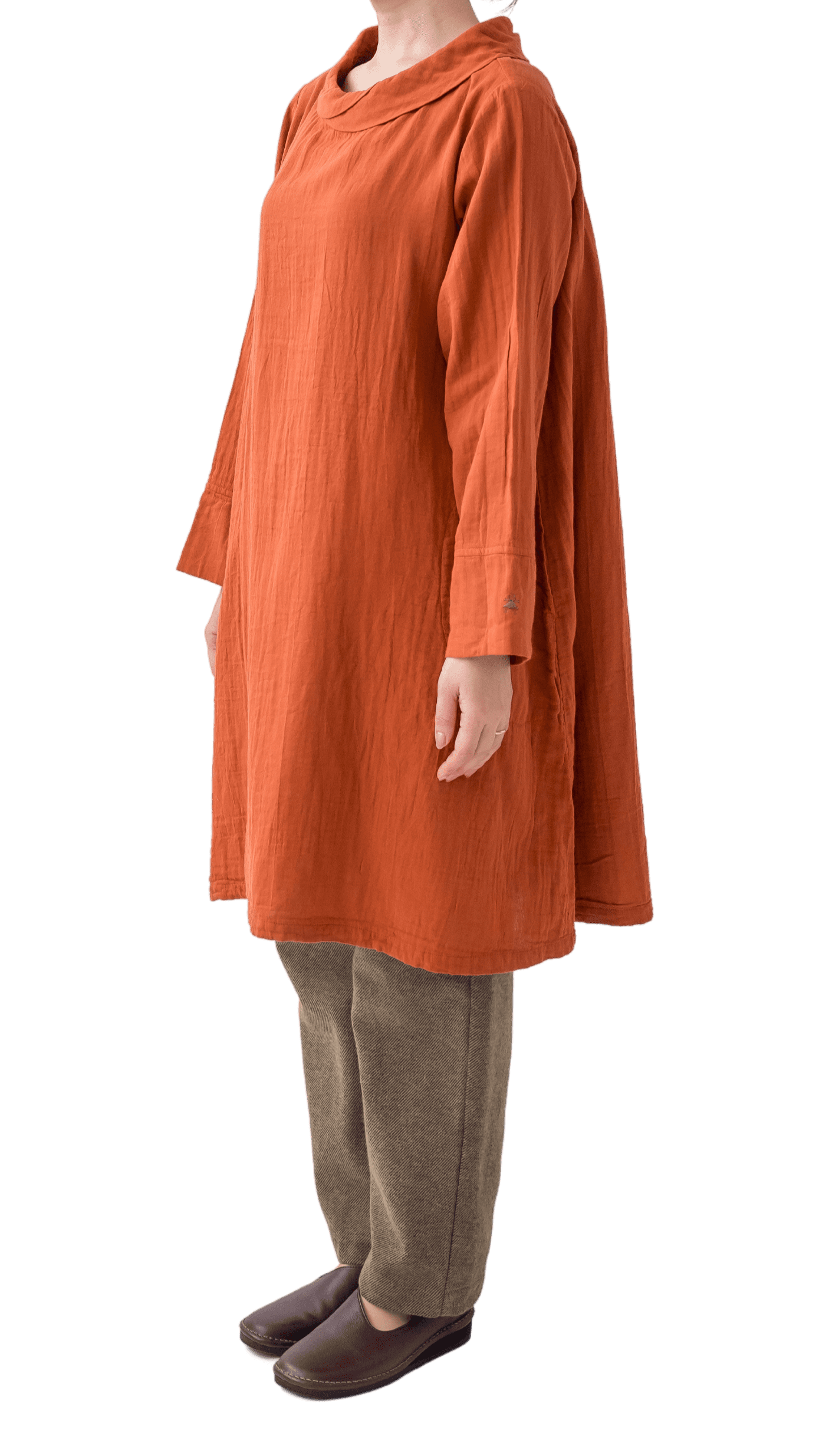 Double gauze layered collar tunic