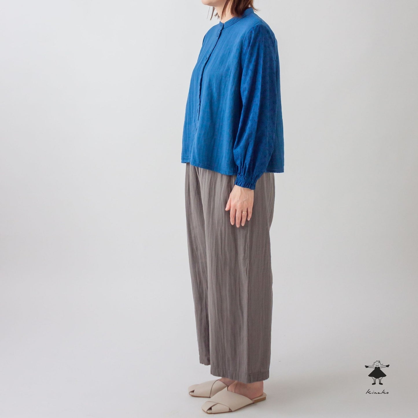 ダブルガーゼ袖レースブラウス