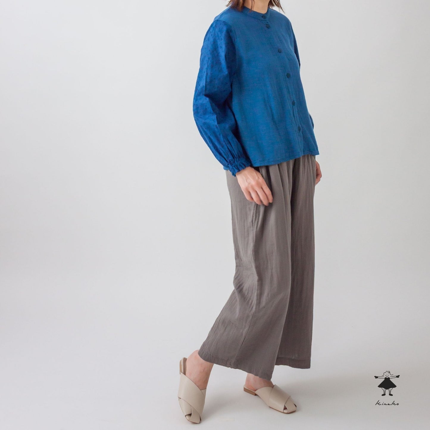 ダブルガーゼ袖レースブラウス