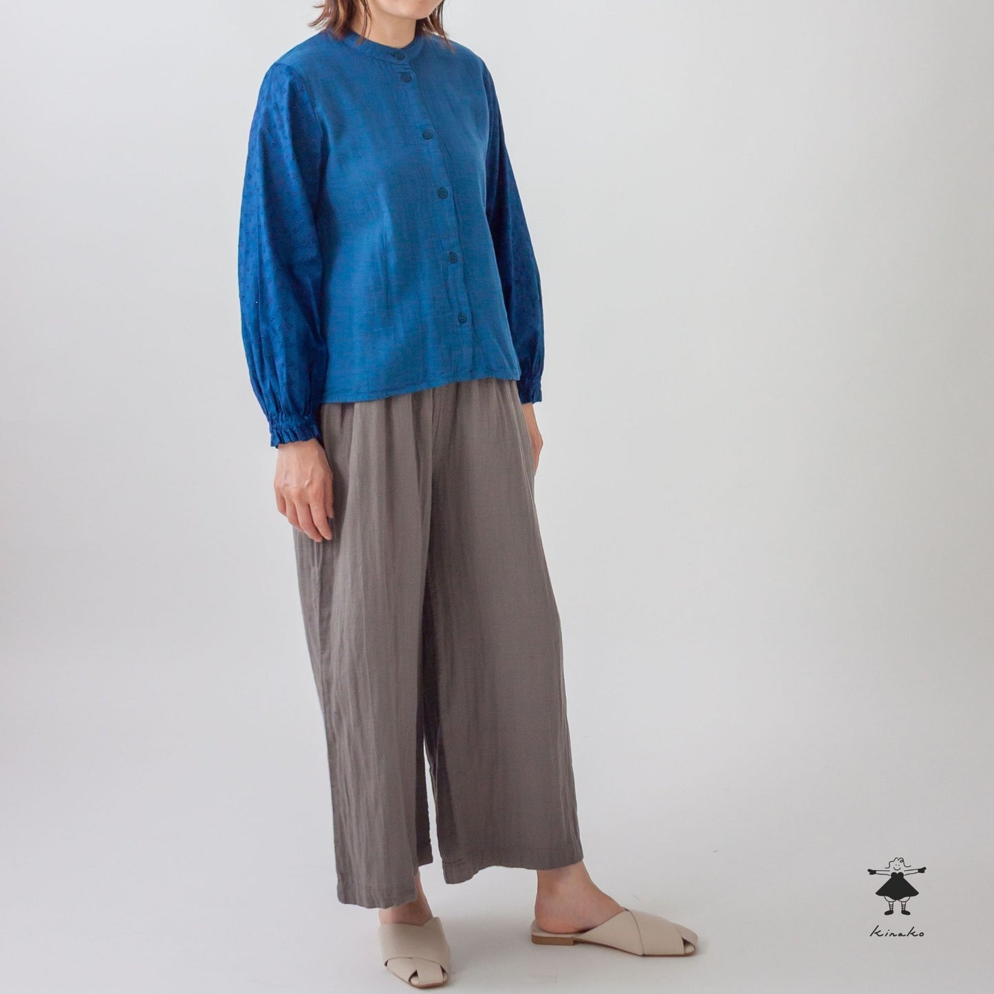 ダブルガーゼ袖レースブラウス