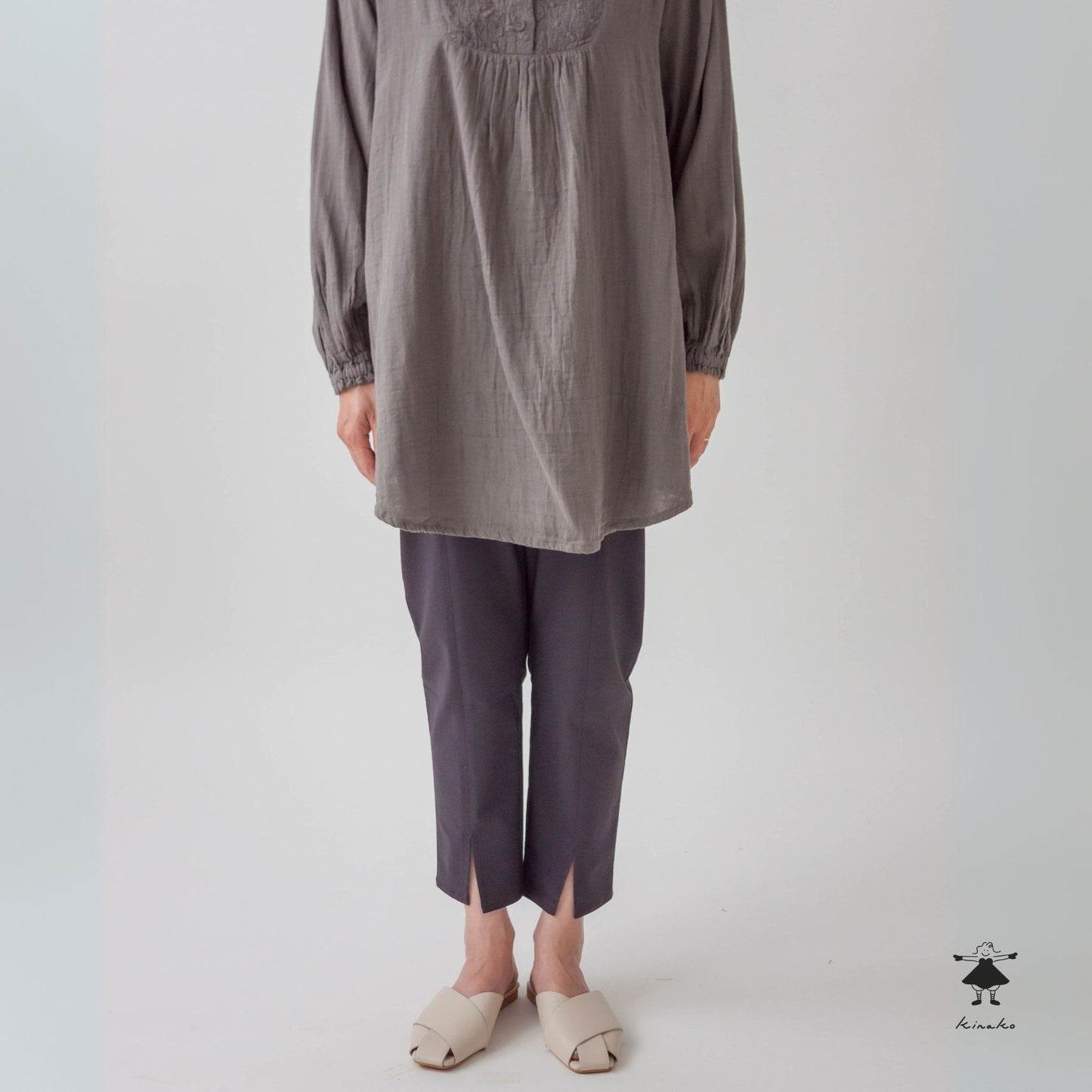 ストレッチスリムパンツ