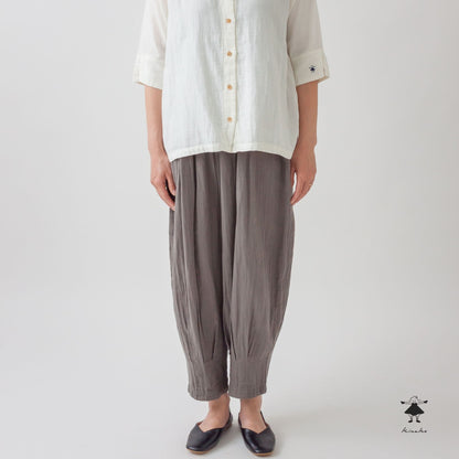 ダブルガーゼ裾タックパンツ