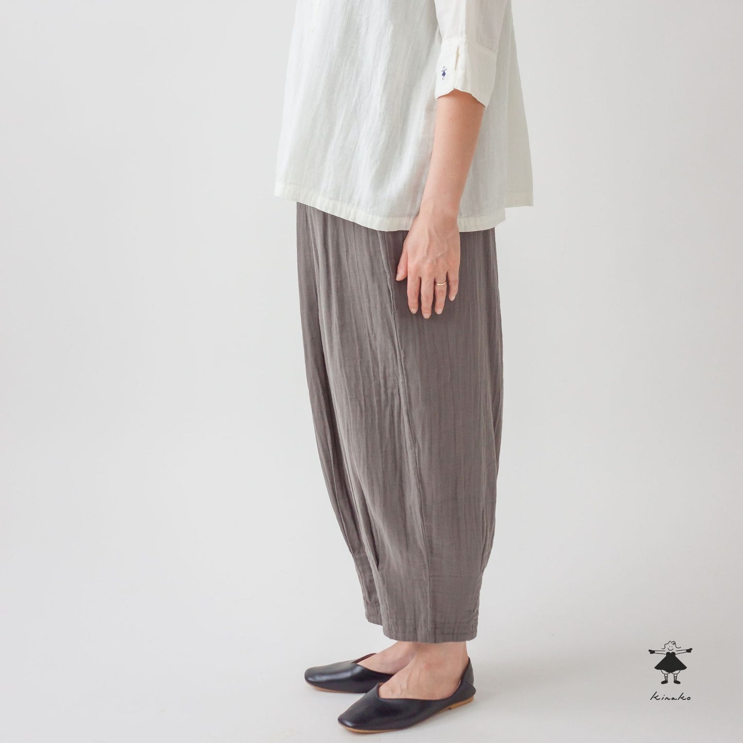 ダブルガーゼ裾タックパンツ