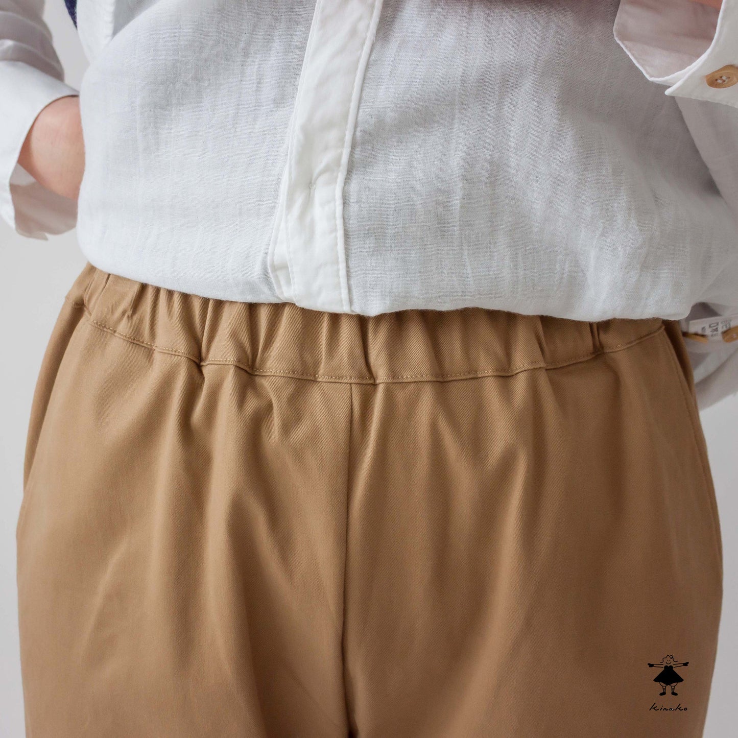 ストレッチスリムパンツ