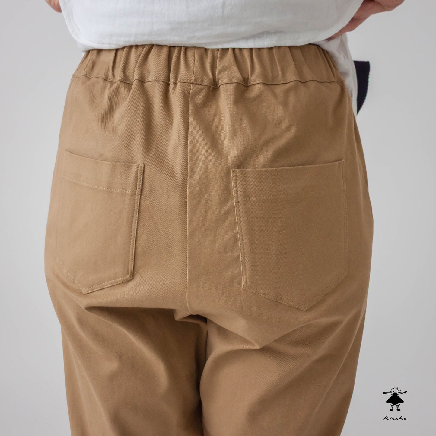 ストレッチスリムパンツ